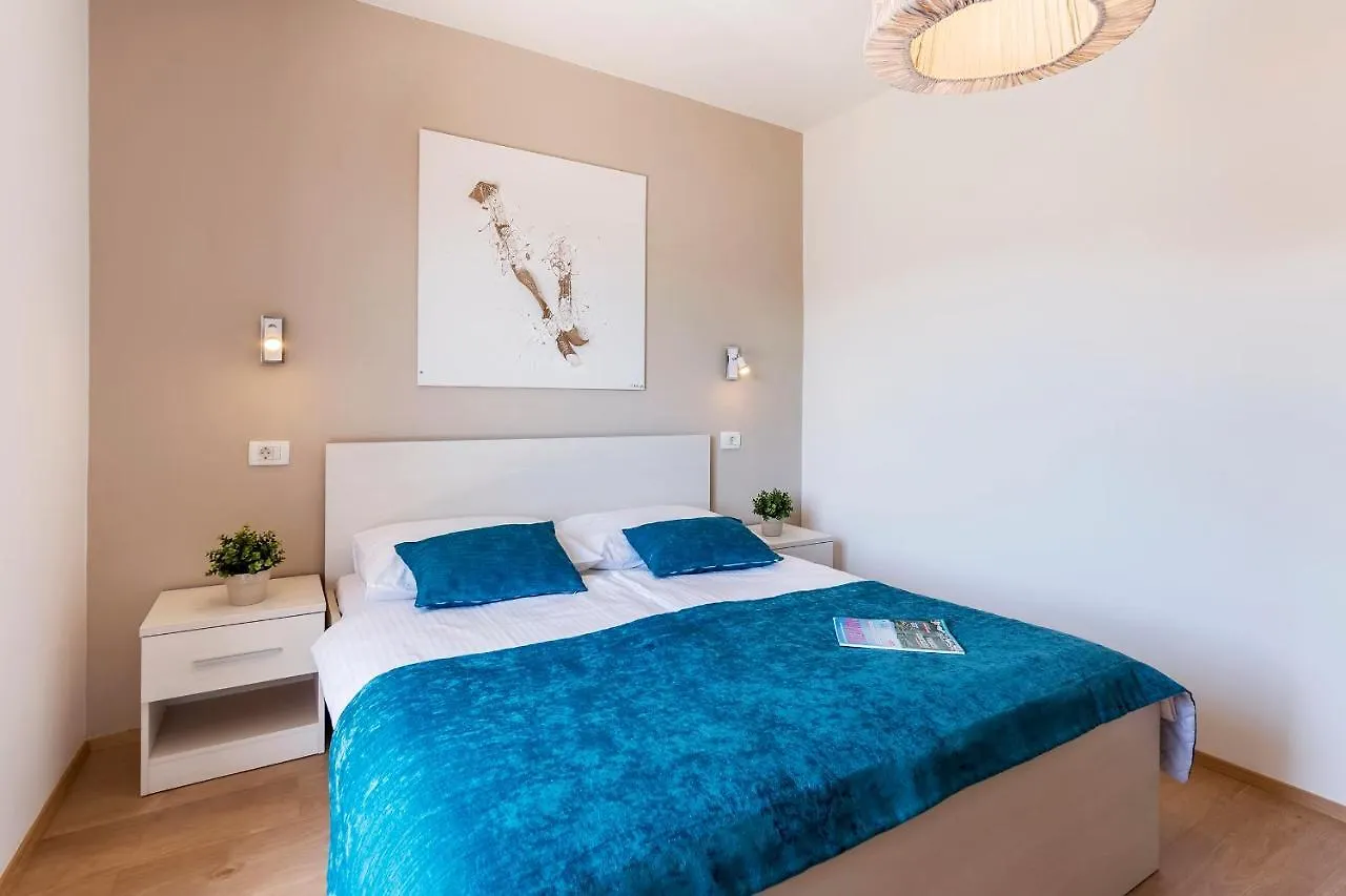 Apartment Zulijani A2 Rabac 0*,