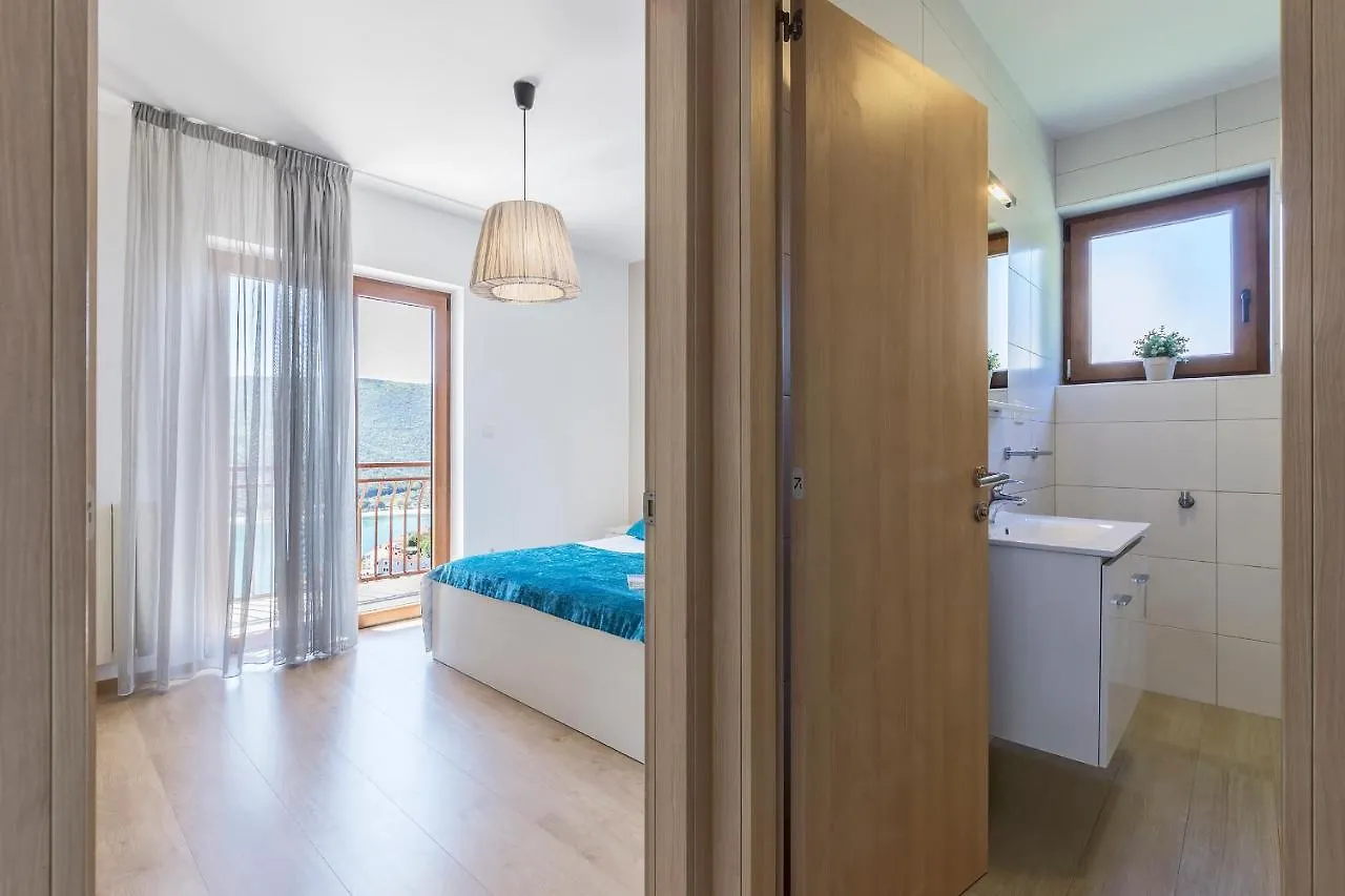 Apartment Zulijani A2 Rabac